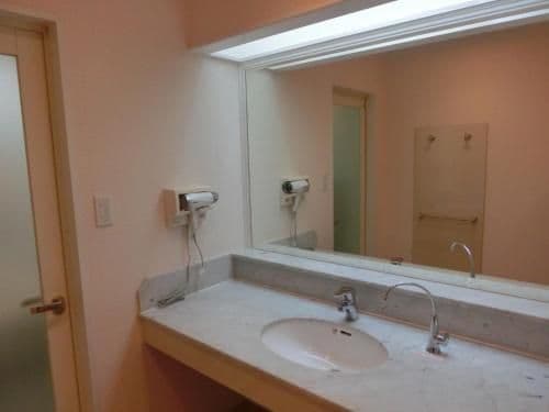 Deluxe Twin Room - Non-Smoking