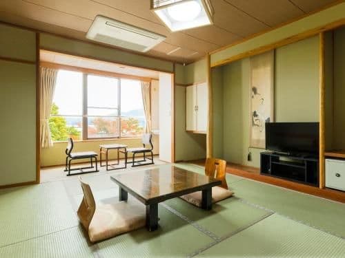 Japanese-Style Quadruple Room