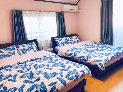 Quadruple Room with Shared Bathroom