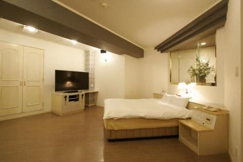 King Room