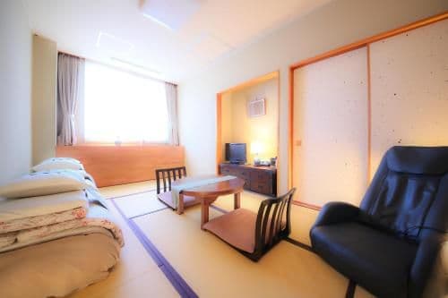Japanese-Style Twin Room with Shared Bathroom - Non-Smoking