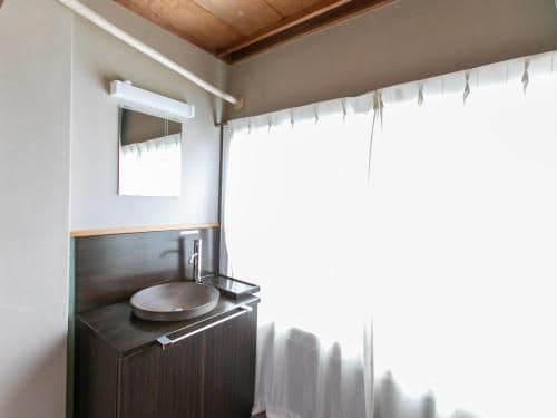 Japanese-Style Twin Room with Shared Bathroom - Non-Smoking