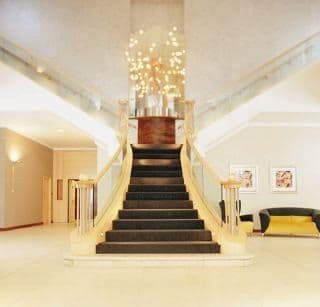 Puma The Carlton Hotel Puma The Carlton Hotel