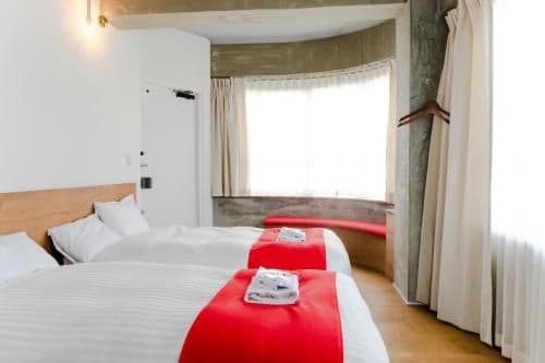 Twin Room with Shower