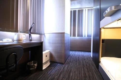 Private Capsule Room