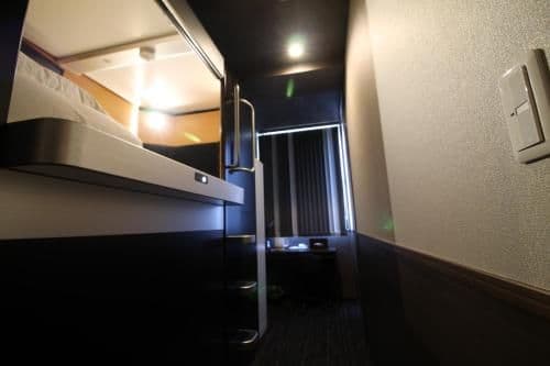 Private Capsule Room
