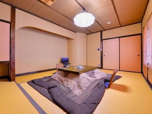 Japanese-Style Room