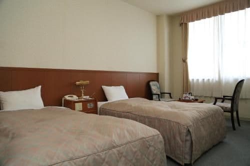 Superior Twin Room with Extra Bed - Non-Smoking