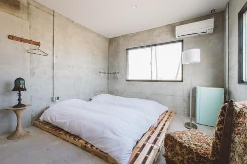 Standard Twin Room with Shared Bathroom