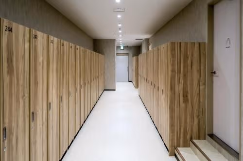 Superior Capsule Room for Female