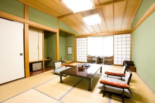 Japanese-Style Room