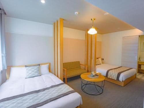 Standard Twin Room