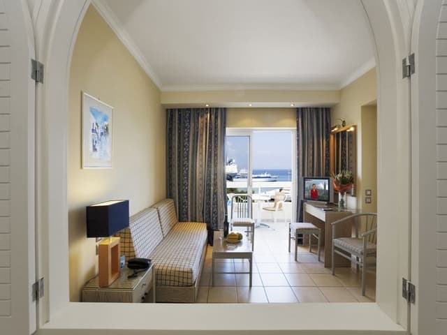 APARTMENT CAPACITY 2