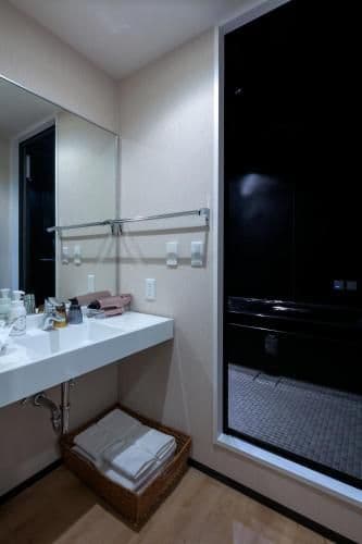 King Suite with Spa Bath