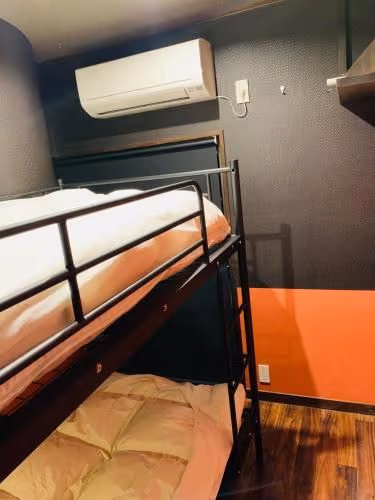 Standard Twin Room with Shared Bathroom