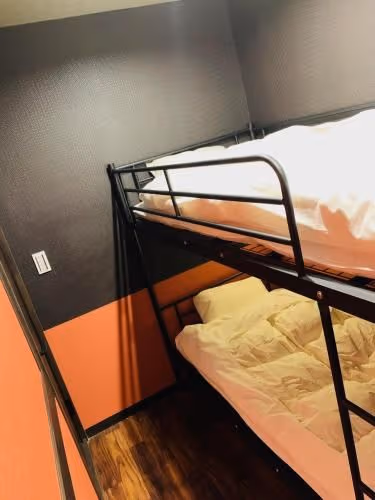 Standard Twin Room with Shared Bathroom
