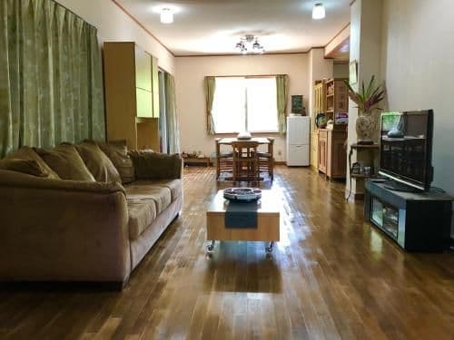 Basic Triple Room with Shared Bathroom