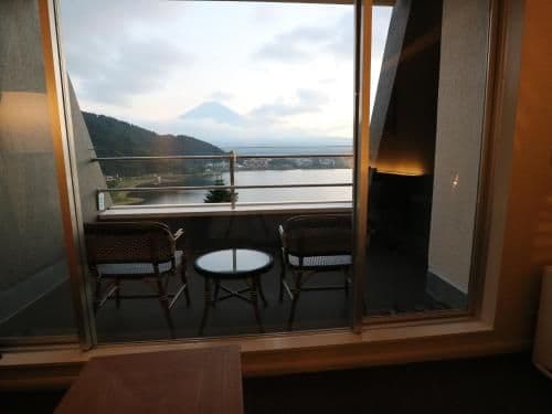 Double Room with Balcony with Mt.Fuji and Lake view - Non Smoking