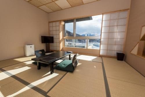 Standard Japanese-Style Room with Mt.Fuji and Lake View - Non Smoking