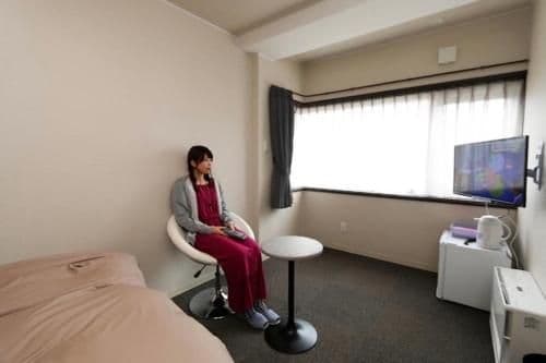 Single Room with Shared Bathroom