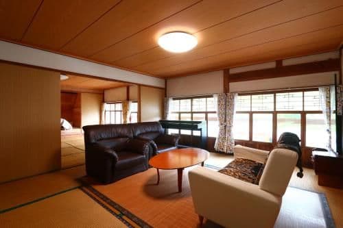 Family Room with Garden View