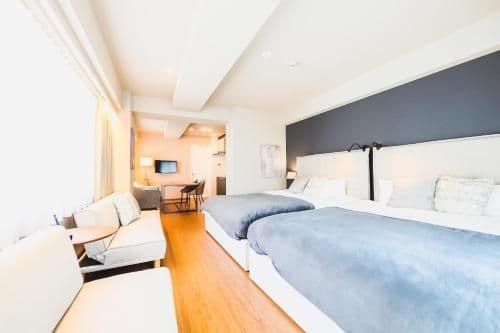 Deluxe Family Room