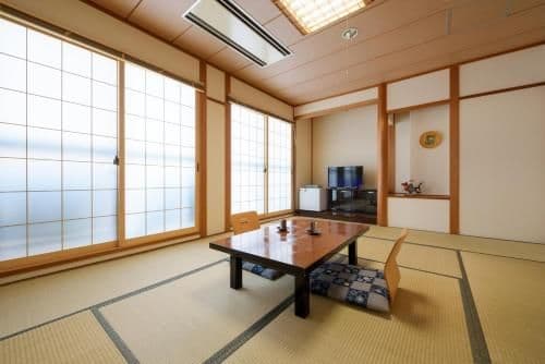 Japanese-Style Room