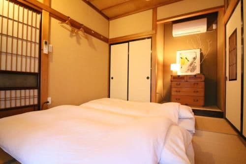 Twin Room with Shared Bathroom