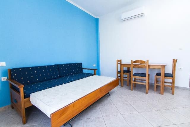 APARTMENT ONE BEDROOM