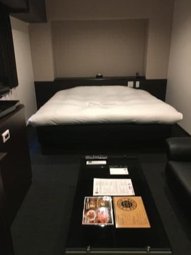 Queen Room - Non-Smoking