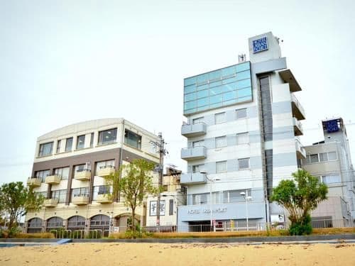 โรงแรมเออร์เบิน พอร์ต