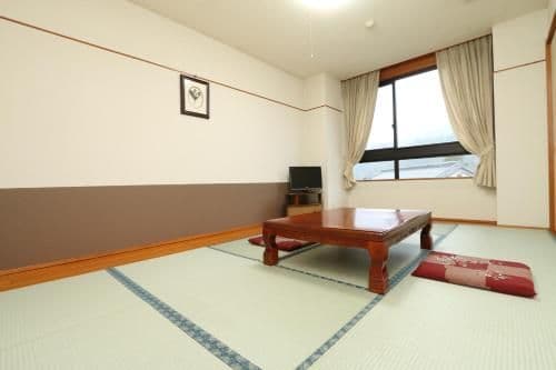 Japanese-Style Quadruple Room
