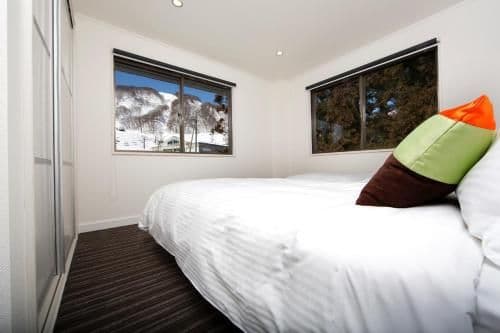 4 Bedroom Chalet Yuki