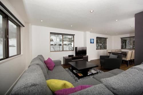 4 Bedroom Chalet Yuki