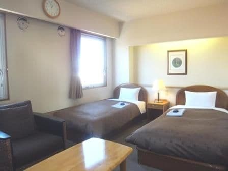 Twin Room - Non-Smoking