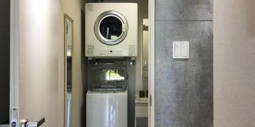 Deluxe Suite with Sea View 102