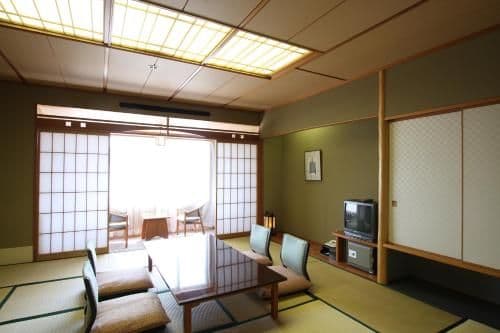 Japanese-Style Quadruple Room