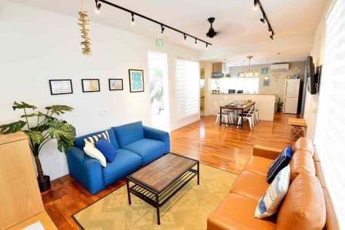 Family Room with Garden View