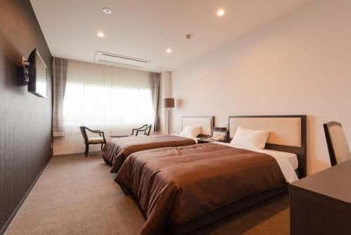 Deluxe Twin Room with Private Onsen and Lake View