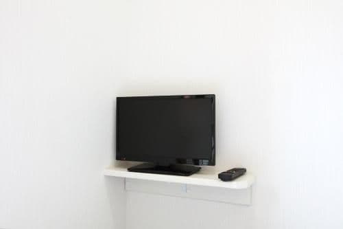 Single Room - Lower Floor