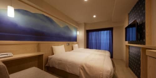 Twin Room with Shower