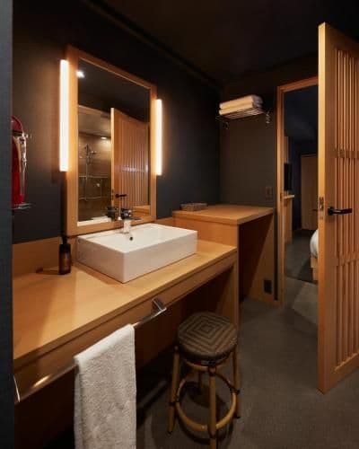 Twin Room with Bath