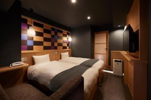 Twin Room with Bath