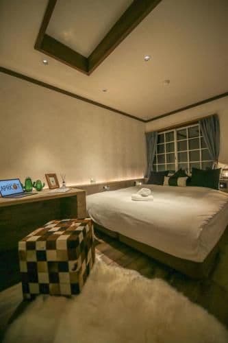 Standard King Room