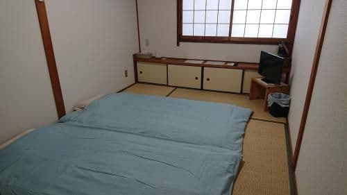 Twin Room with Shared Bathroom