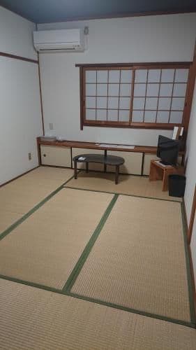 Twin Room with Shared Bathroom