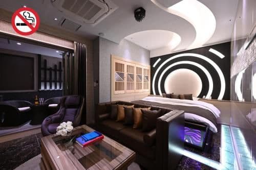 King Room with Spa Bath
