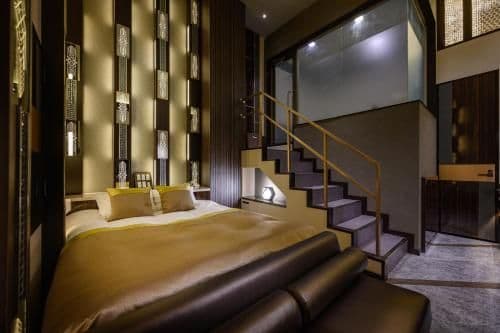 Queen Room