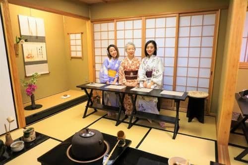 Japanese-Style Twin Room with Shared Bathroom