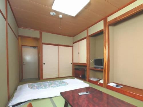 Japanese-Style Quadruple Room